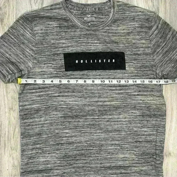 Hollister Men's Curved Hem Short Sleeve Tee Shirt Heather Gray Black Logo Size S - Picture 5 of 8